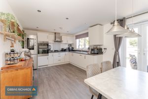 Kitchen/Dining Room- click for photo gallery